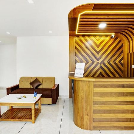 Hotel O Grand Parassini Pappinisseri Екстер'єр фото